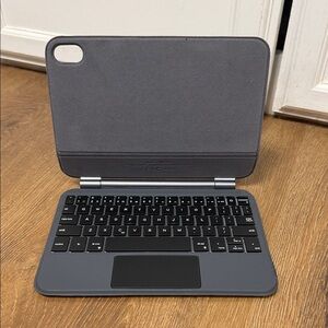 Gray iPad Mini 2024 Tablet Keyboard Case